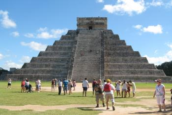 Bývalé indiánské město Chichen Itzá v Mexiku (© Pavel Vítek 07/2003)