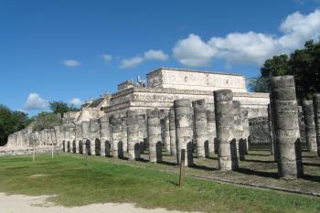 Bývalé indiánské město Chichen Itzá v Mexiku (© Pavel Vítek 07/2003)