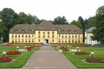 Lázně Bad Alexandersbad v bavorských Horních Frankác (© Pavel Vítek 05/2001)