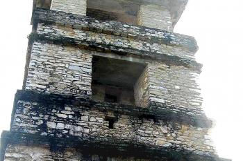 Mayská archeologická lokalita Palenque v Mexiku (© Pavel Vítek 07/2003)