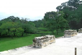 Mayská archeologická lokalita Palenque v Mexiku (© Pavel Vítek 07/2003)