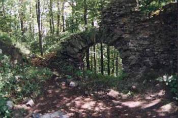 branka do parkánu (© Vlky, Jirka Čížek)