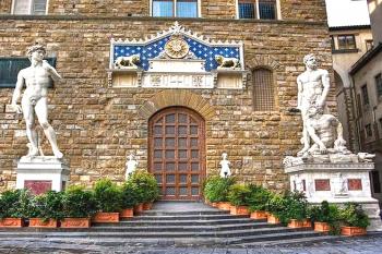 Socha Davida v Italské Florencii (© Pavel Vítek 05/2001)