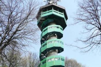 rozhledna na Bílé hoře u Štramberka ( © Jan P. Štěpánek 05/2008)