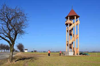 Slatina rozhledna (© Vlastimil Vozka  02/2019)