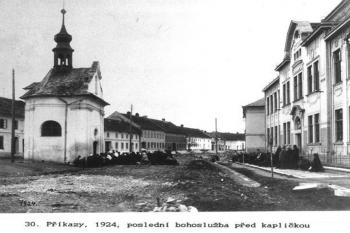 kaple v r. 1924 (©  zdroj: https://www.prikazy.cz)
