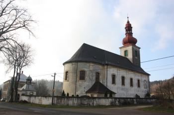 Kostel od severovýchodu ( © Ivan Grisa 11/2011)