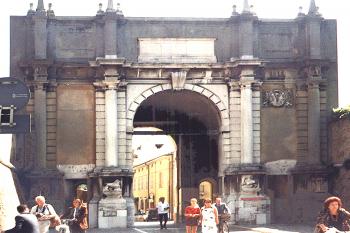Porta Adriana v italské Ravenně. (© Pavel Vítek 05/2001)