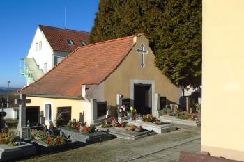 márnice v západní části hřbitova (© Jaroslav Špiroch  01/2022)