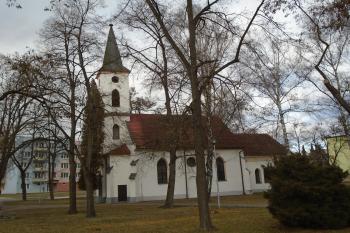 pohled na kostel z jihu (© Jaroslav Špiroch  01/2022)