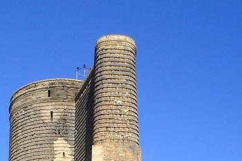 Panenská věž v hlavním městě Azerbajdžánu, v Baku (© Pavel Vítek 06/2013)