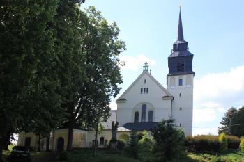 kostel sv. Petra a Pavla-Sklené (© Luděk Vláčil 07/2020)
