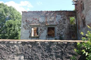 ruina renesanční části zámku (© Luděk Vláčil 07/2020)