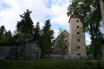 Vedlejší budova od severu ( © Ivan Grisa 05/2009)