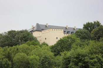 hrad	Vígľaš od silnice (© Luděk Vláčil 08/2020)