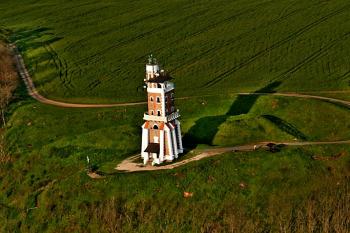 Rozhledna - letecký snímek ( © Radovan Smokoň 04/2008)