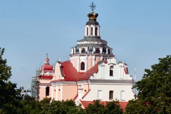 kostel od západu (© Pavel Zany Komárek 5. 8. 2007)