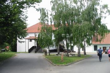 Areál od východu (© Dušan Dohňanský 06/2018)