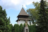 kostel sv. Mikuláše se zvonicí