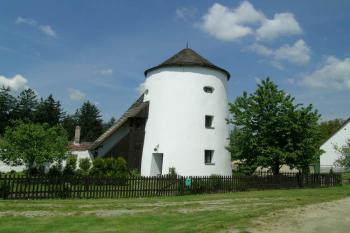 Žumberk (© Hana Kubikova 06/2006)