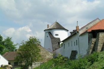 Žumberk (© Hana Kubikova 06/2006)