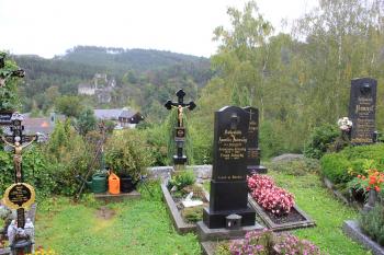 pohled k hradu Eibenstein II (© Luděk Vláčil 09/2020)