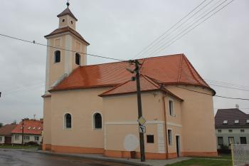 kostel sv. Jana a Pavla (© Luděk Vláčil 10/2020)