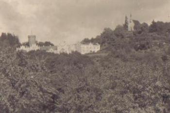 Historická fotografie Hauenštejna (soukr.sbírka IvoR) (© ??? 1925)