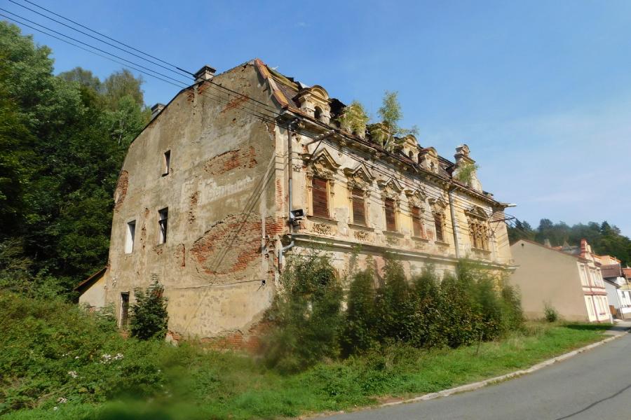bývalý hotel Central