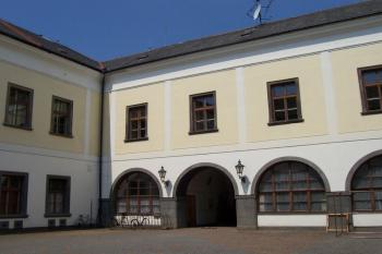 Žamberk - zámek (© Ivo Rozehnal, 07/2010)