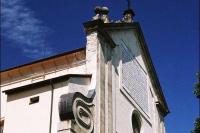 klášter pavlánů s kostelem Nejsvětější Trojice