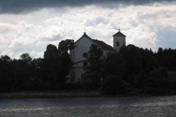 Od rybníka (© František Adámek, 12/2007)