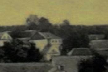 Kaple na pohlednici z počátku 20. stol. (© historická pohlednice-výřez)