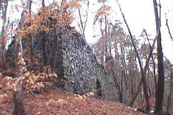 Torzo paláce (© Vlky, Jirka Čížek)