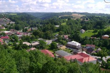 Skuhrov n. Bělou z rozhledny (© TIC Skuhrov n. B. 08/2011)