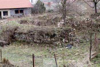 pohled od severovýchodu ( © Pavel Zany Komárek 11/04/2004)