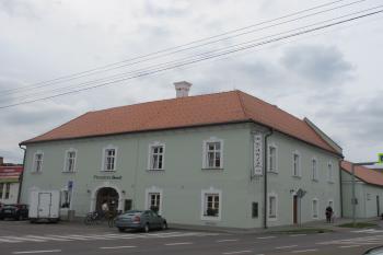 Sz. nároží (© Dušan Dohňanský 08/2019)