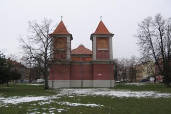 pohled na kostel ze severu (© Jaroslav Špiroch 01/2021)