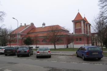 pohled na kostel z severovýchodu (© Jaroslav Špiroch 01/2021)