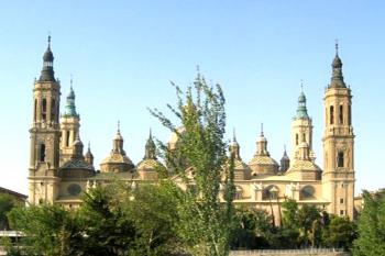 Katedrála Santa Maria del Pilar ve španělské Zaragoze (© Pavel Vítek 06/2005)