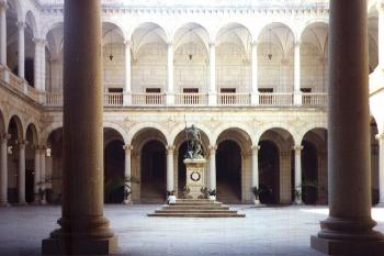 Alcázar ve španělskémToledu  (© Pavel Vítek 06/2005)