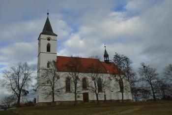 pohled na kostel z jihu (© Jaroslav Špiroch  01/2022)