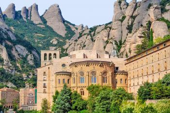 Klášter Monserrat v horách nad Barcelonou ve Španělsku (© Pavel Vítek 06/2005)