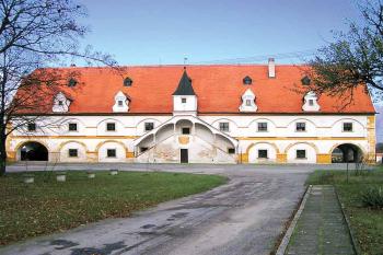  ( © Luděk Pitter 11/2004)