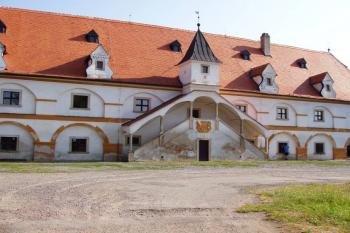 Mlýn ve Slupu ( © Jan P. Štěpánek 07/2005)
