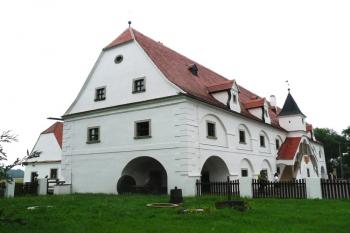 celkový pohled na mlýn ( © Jan P. Štěpánek 07/2009)
