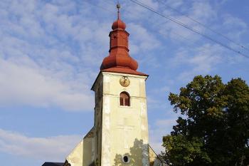 Kučerov-kostel (© Creative Commons 6/2018)