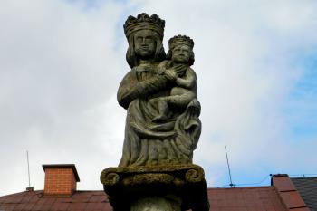 soška Madony (© Milan Caha 05/2020)