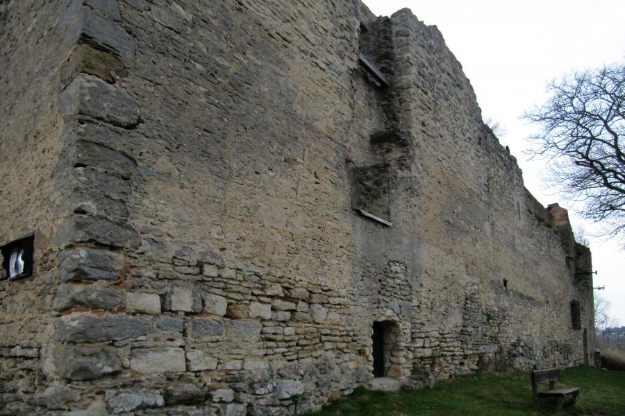 Hrádek nad Zámostím