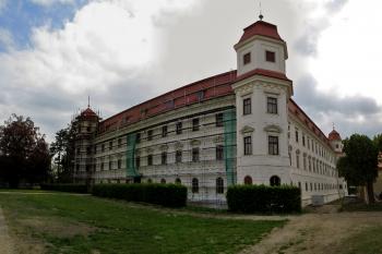 Barokní zámek v Holešově (© Miloš Dempír, 06/2016)